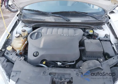 2012 Chrysler 200 Limited z USA, uszkodzony, nr VIN 1C3CCBCG4CN184931